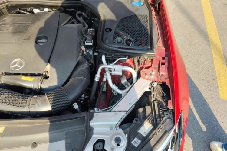 Used Mercedes-Benz E-Class 2023 E 260 Coupe Engine Bay Left