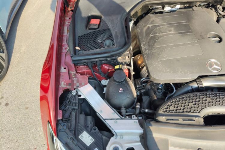 Used Mercedes-Benz E-Class 2023 E 260 Coupe Engine Bay Right