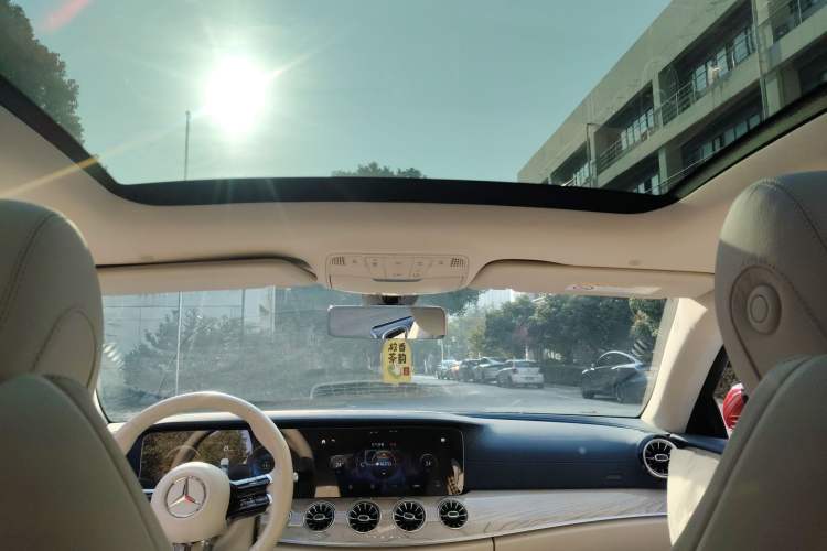 Used Mercedes-Benz E-Class 2023 E 260 Coupe Headliner