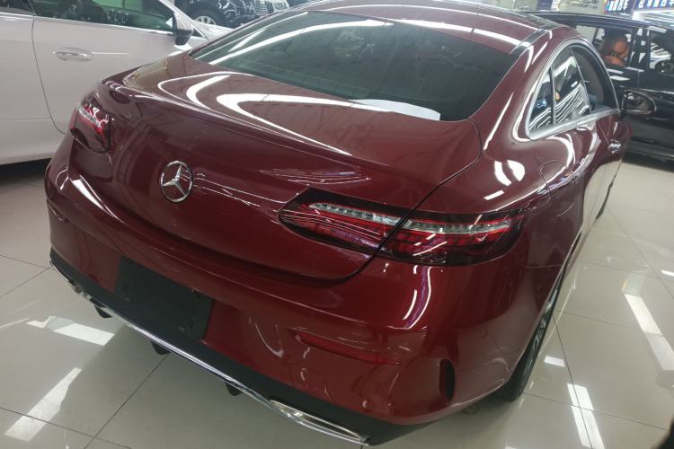 Used Mercedes-Benz E-Class 2023 E 260 Coupe Rear Right 45 Deg