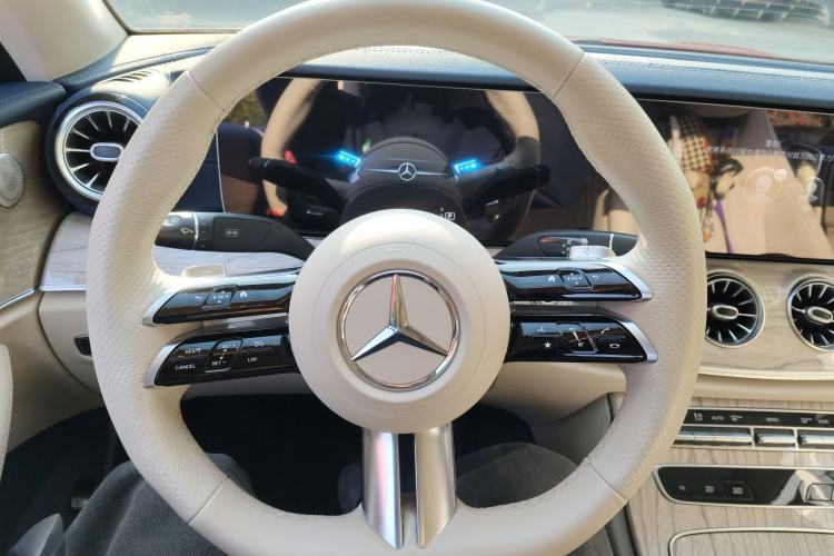 Used Mercedes-Benz E-Class 2023 E 260 Coupe Steering Wheel