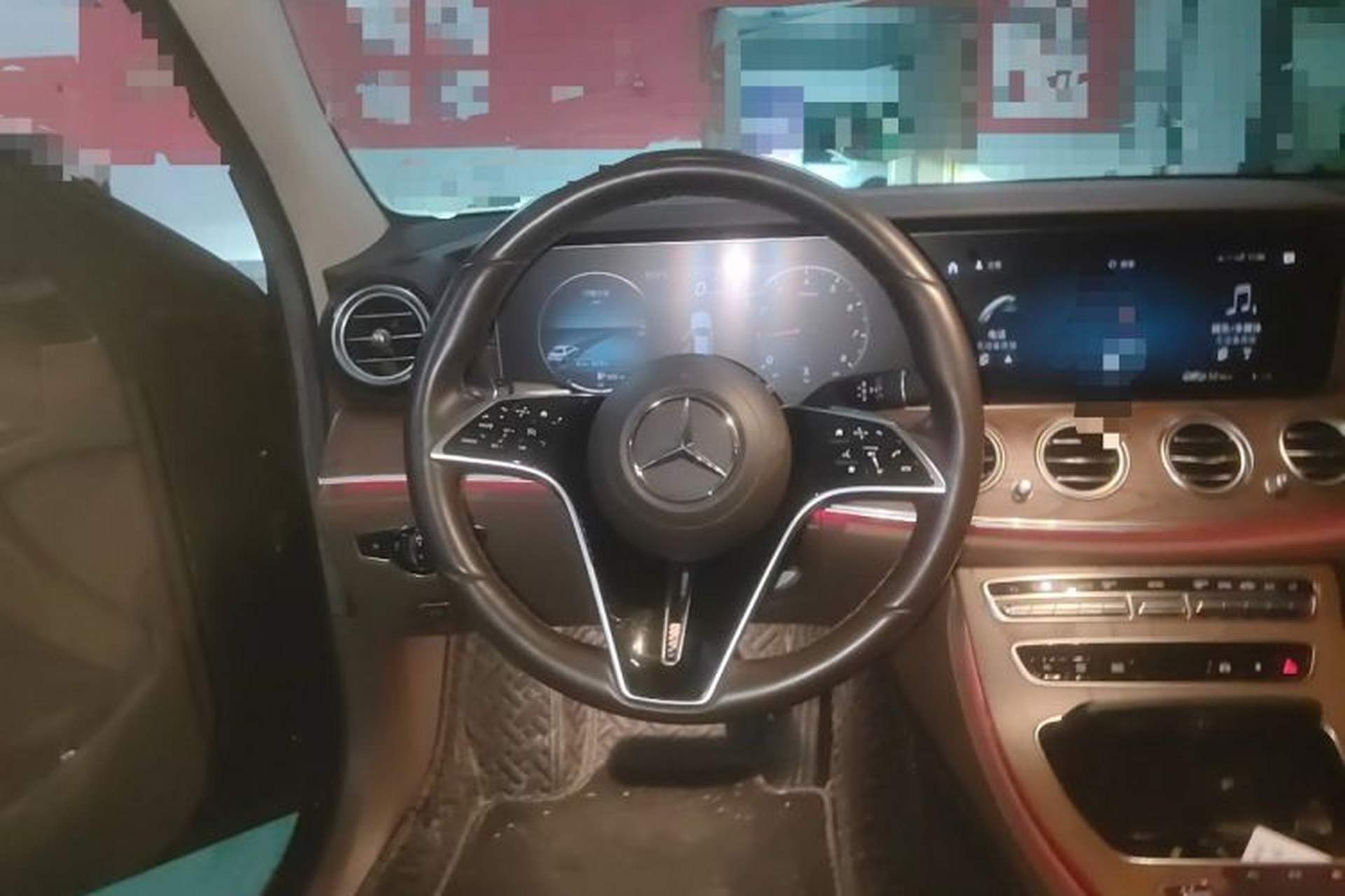 Used Mercedes-Benz E-Class 2023 E 300 L Luxury Model Steering Wheel