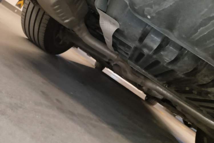 Used Mercedes-Benz E-Class 2023 Updated E 300 L Fashion Edition Chassis Rear Left