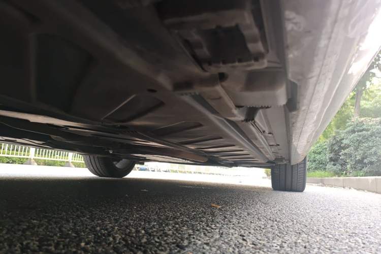 Used Mercedes-Benz E-Class 2023 E 300 Luxury Sport Edition Chassis Rear Right