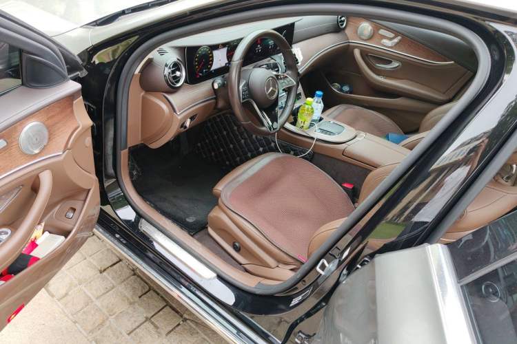 Used Mercedes-Benz E-Class 2023 E 260 L 4MATIC Driver Seat