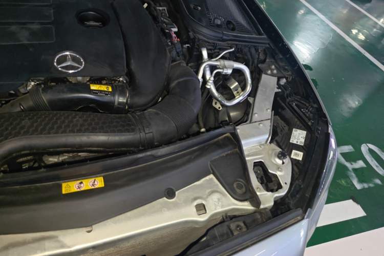 Used Mercedes-Benz E-Class 2023 E 300 L Luxury Model Engine Bay Left