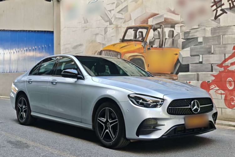 Used Mercedes-Benz E-Class 2023 E 260 Stylish Sports Edition Exterior 2