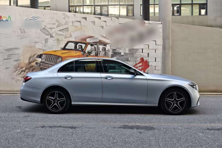 Used Mercedes-Benz E-Class 2023 E 260 Stylish Sports Edition Exterior 4