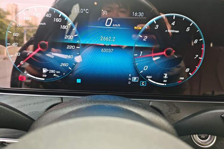 Used Mercedes-Benz E-Class 2023 E 300 Luxury Sport Edition Instrument Cluster