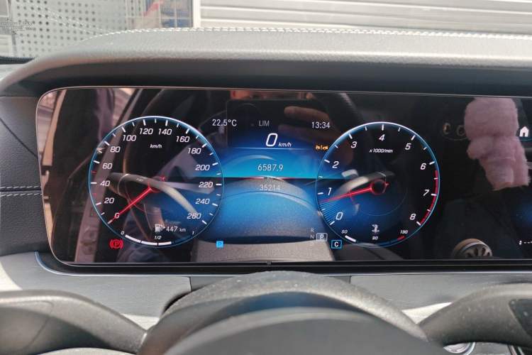 Used Mercedes-Benz E-Class 2023 Restyled E 300 L Sporty and Stylish Edition Instrument Cluster