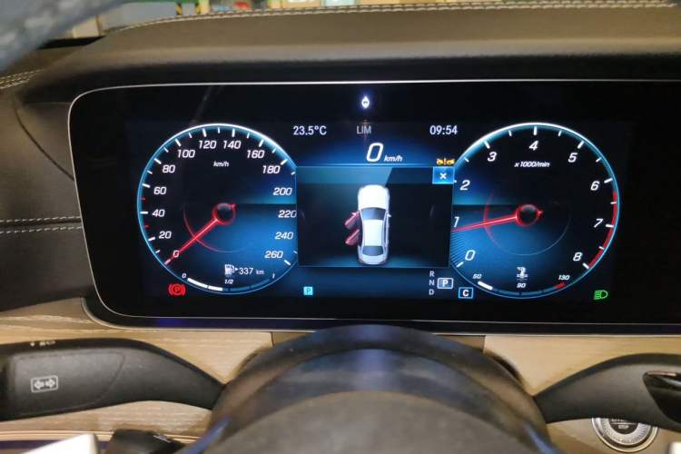 Used Mercedes-Benz E-Class 2023 Updated E 300 L Fashion Edition Instrument Cluster