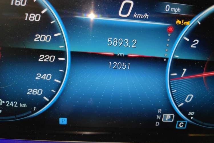 Used Mercedes-Benz E-Class 2023-Year Restyled E 260 Coupe Odometer Close Up