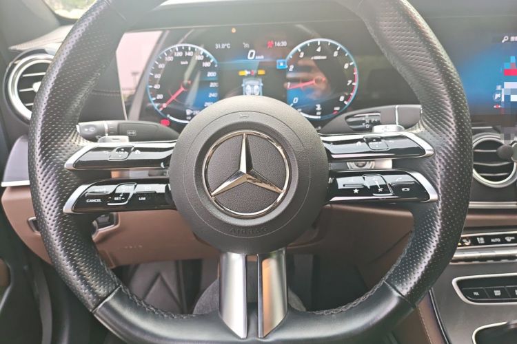 Used Mercedes-Benz E-Class 2023 E 300 Luxury Sport Edition Steering Wheel