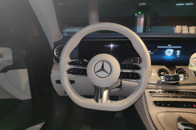 Used Mercedes-Benz E-Class 2023-Year Restyled E 260 Coupe Steering Wheel