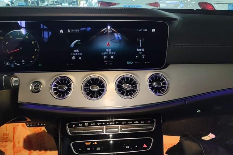 Used Mercedes-Benz E-Class 2023 E 260 Coupe Audio And AC Panel