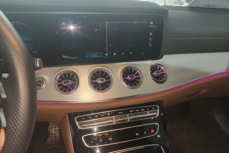 Used Mercedes-Benz E-Class 2023 E 260 Coupe Audio And AC Panel