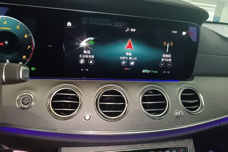 Used Mercedes-Benz E-Class 2023 Restyled E 260 L Sport Edition Audio And AC Panel