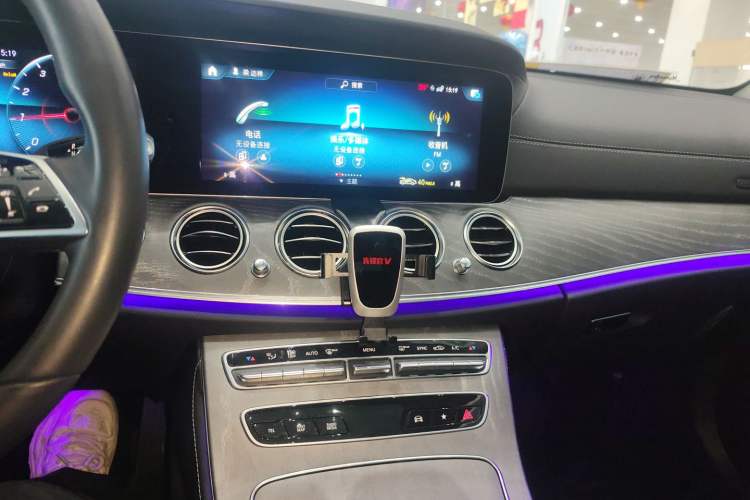 Used Mercedes-Benz E-Class 2023 Updated E 300 L Luxury Edition Audio And AC Panel
