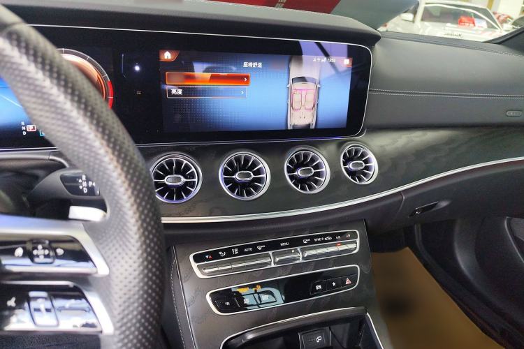 Used Mercedes-Benz E-Class 2023 E 260 Coupe Audio And AC Panel