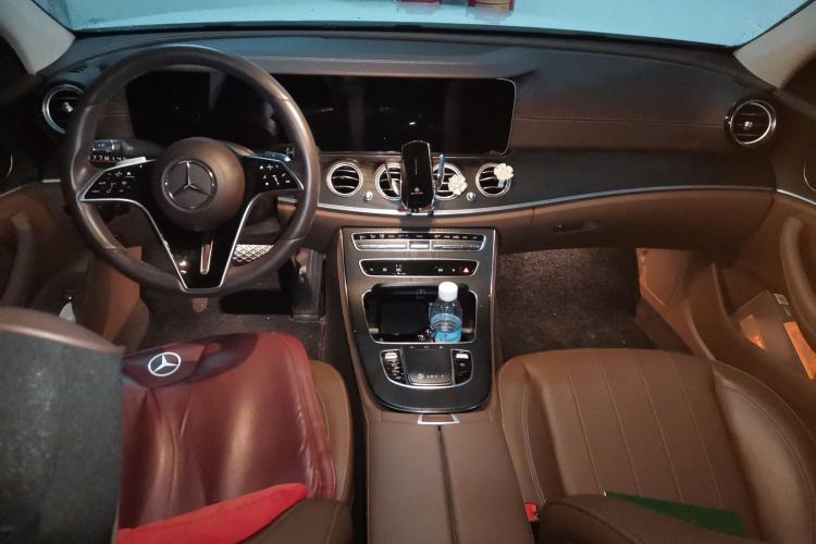 Used Mercedes-Benz E-Class 2023 E 300 L Stylish Model Center Console