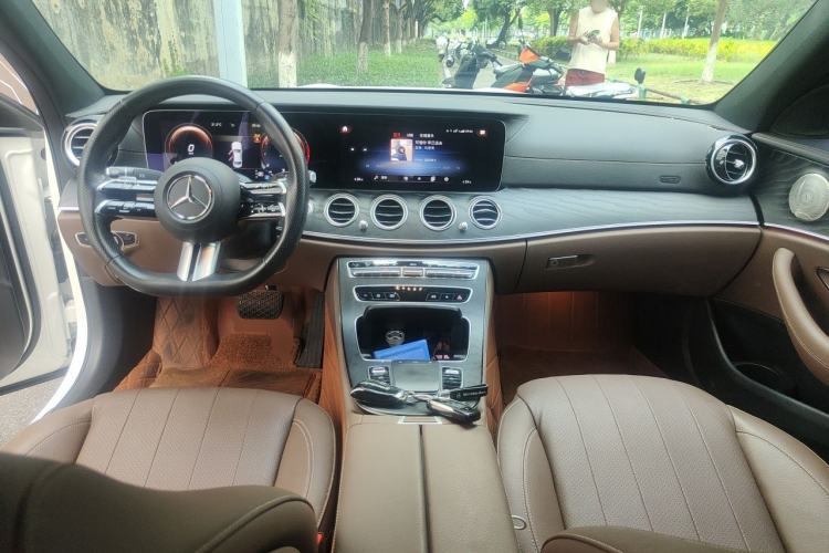 Used Mercedes-Benz E-Class 2023 E 300 Stylish Sports Edition Center Console