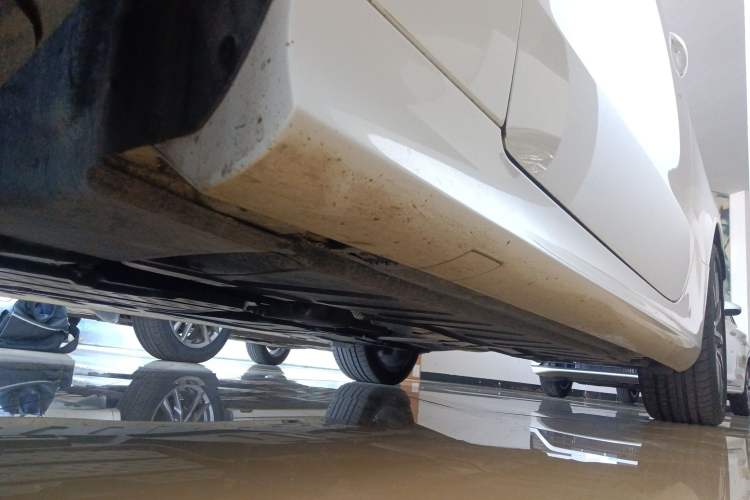 Used Mercedes-Benz E-Class 2023-Year Restyled E 260 Coupe Chassis Front Left
