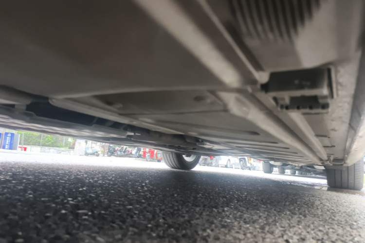 Used Mercedes-Benz E-Class 2023 E 300 Stylish Sports Edition Chassis Front Left