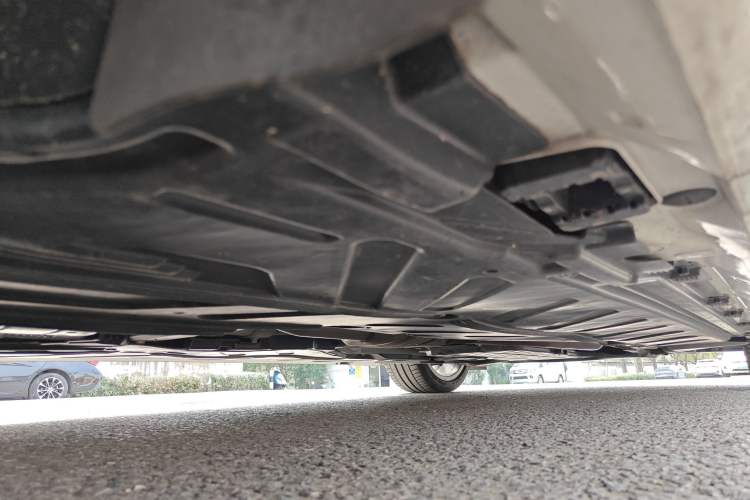 Used Mercedes-Benz E-Class 2023 E 260 Coupe Chassis Rear Right