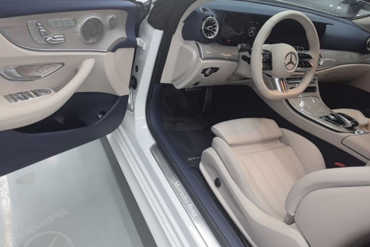 Used Mercedes-Benz E-Class 2023 Restyled E 260 Convertible Coupe Driver Seat