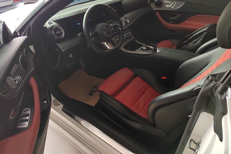 Used Mercedes-Benz E-Class 2023 Restyled E 260 Convertible Coupe Driver Seat