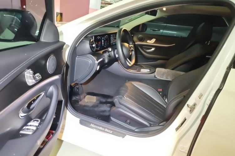 Used Mercedes-Benz E-Class 2023 Restyled E 260 Fashion Sport Edition Driver Seat