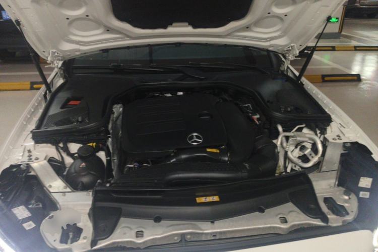 Used Mercedes-Benz E-Class 2023 E 260 Coupe Engine Bay