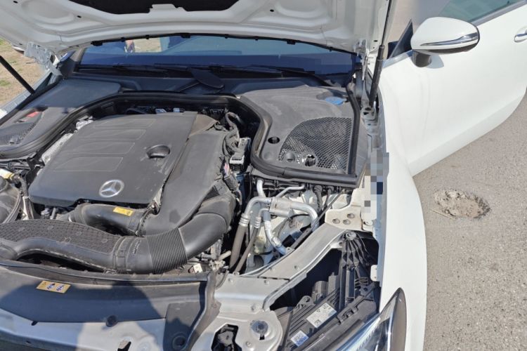 Used Mercedes-Benz E-Class 2023 E 260 Coupe Engine Bay Left