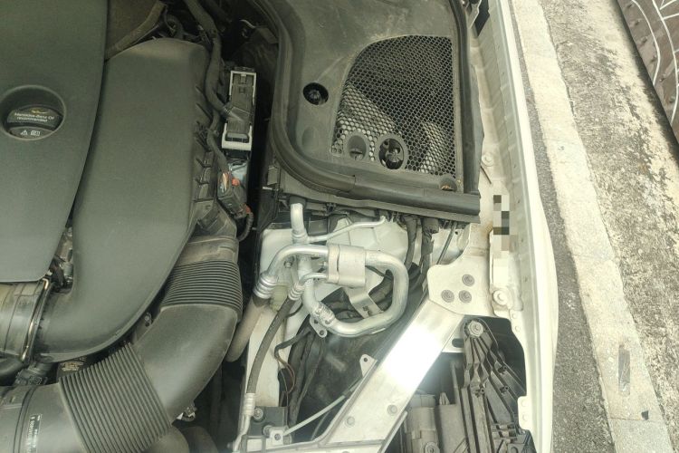 Used Mercedes-Benz E-Class 2023 E 300 Stylish Sports Edition Engine Bay Left