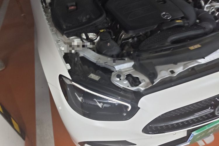 Used Mercedes-Benz E-Class 2023 E 260 Coupe Engine Bay Right