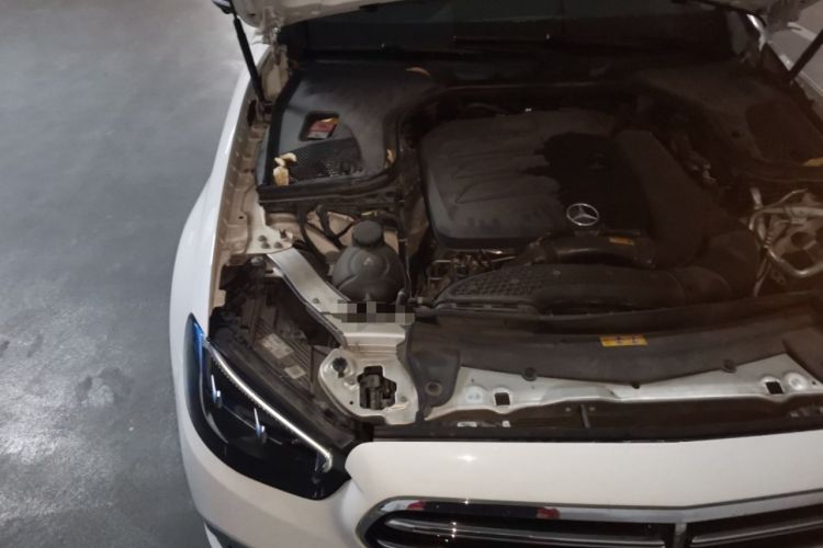 Used Mercedes-Benz E-Class 2023 E 300 L Stylish Model Engine Bay Right