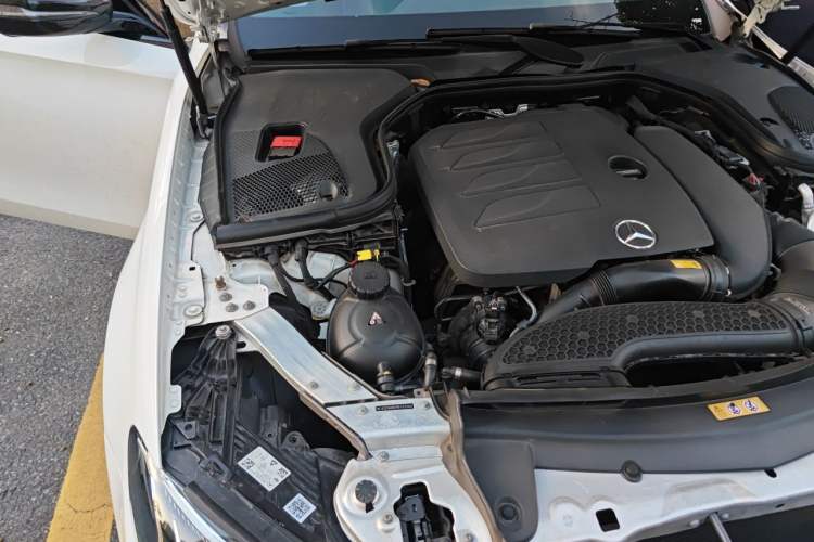 Used Mercedes-Benz E-Class 2023 E 260 Stylish Sports Edition Engine Bay Right