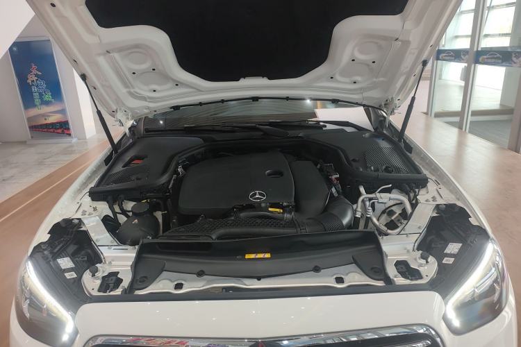 Used Mercedes-Benz E-Class 2023 Updated E 300 L Luxury Edition Engine Bay