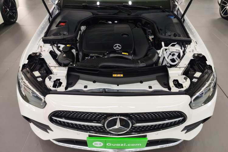 Used Mercedes-Benz E-Class 2023 E 260 4MATIC Coupe Engine Bay
