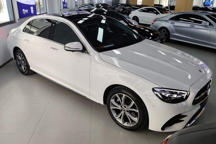 Used Mercedes-Benz E-Class 2023 E 300 L Sporty and Stylish Model Exterior 1