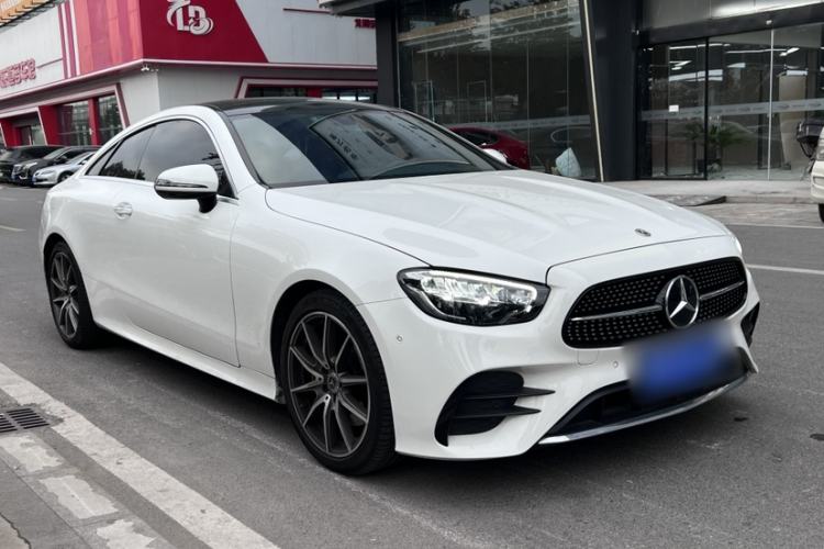 Used Mercedes-Benz E-Class 2023 E 260 Coupe Exterior 2