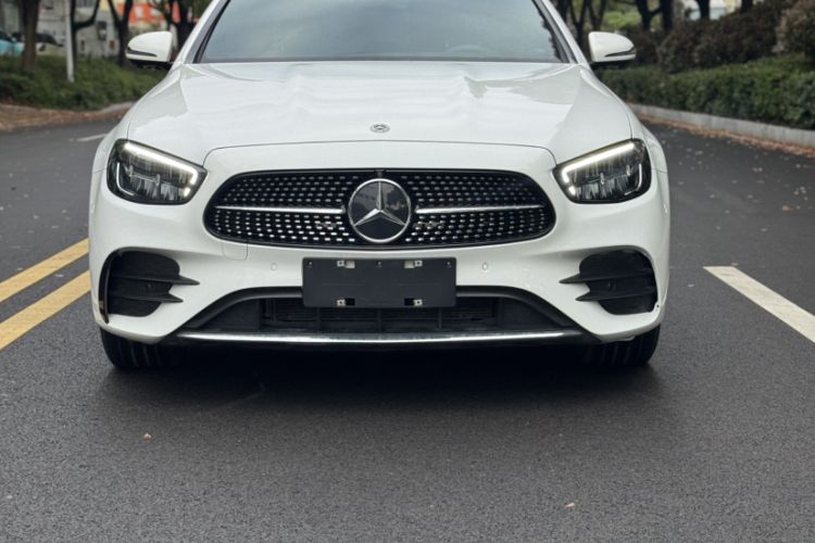 Used Mercedes-Benz E-Class 2023 Restyled E 300 L Sporty and Stylish Edition Exterior 3