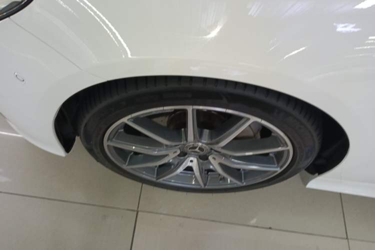 Used Mercedes-Benz E-Class 2023-Year Restyled E 260 Coupe Exterior 3