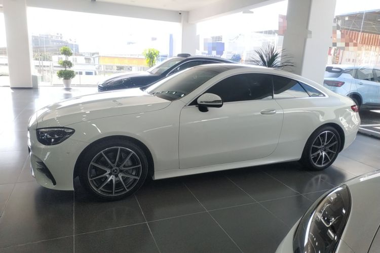 Used Mercedes-Benz E-Class 2023-Year Restyled E 260 Coupe Exterior 3
