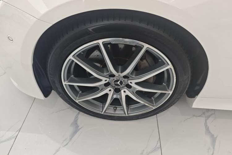Used Mercedes-Benz E-Class 2023 E 260 Coupe Exterior 4