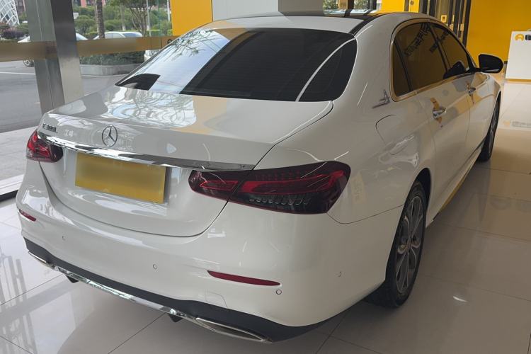 Used Mercedes-Benz E-Class 2023 Restyled E 300 L Sport Luxury Edition Exterior 4