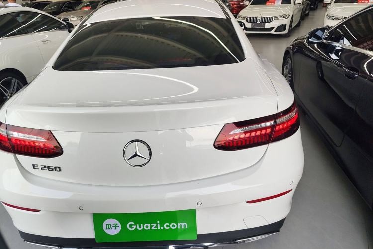 Used Mercedes-Benz E-Class 2023 E 260 Coupe Exterior 4