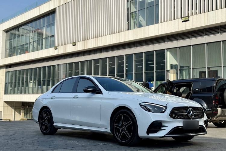 Used Mercedes-Benz E-Class 2023 E 260 Stylish Sports Edition Exterior 4