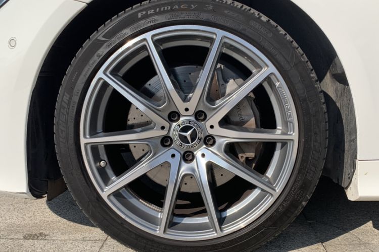 Used Mercedes-Benz E-Class 2023-Year Restyled E 260 Coupe Exterior 5