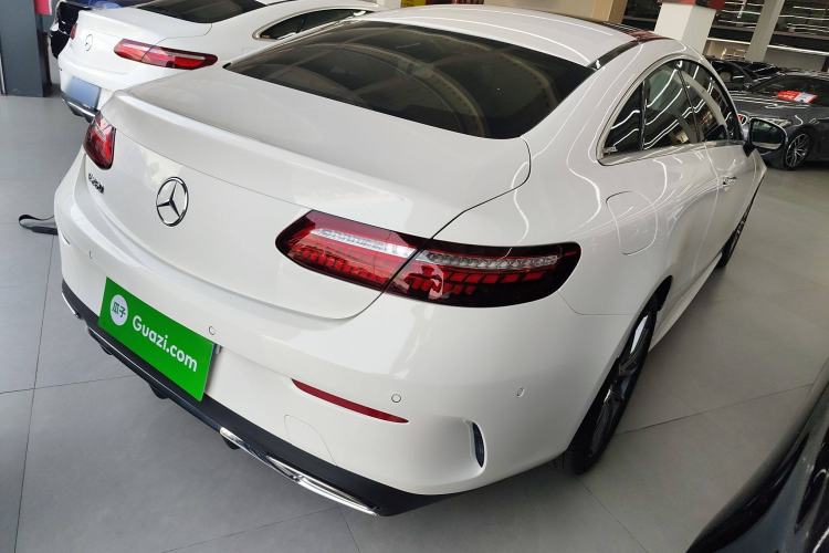 Used Mercedes-Benz E-Class 2023 E 260 Coupe Exterior 5